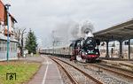 Ohne Halt geht es für 03 2155 vor dem Sonderzug nach Meiningen durch den Bahnhof Wernshausen. (12.04.2013) <i>Foto: Joachim Schmidt</i>