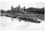 Kettenschiffahrt der Deutschen Reichsbahn auf dem Main vor der Kulisse von Schloss Johannisberg in Aschaffenburg. (1930) <i>Foto: RVM</i>