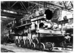 Aufachsen einer Lokomotive im Reichsbahn-Ausbesserungswerk Brandenburg-West. (1938) <i>Foto: RVM</i>