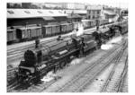 BBÖ 310.05 + 310.12 (spätere 16 001 und 16 004) verlassen Wien-Westbahnhof. (1937) <i>Foto: Slg. Eisenbahnstiftung</i>