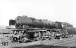 Die frisch mit neuem Hochleistungskessel ausgerüstete 01 122 im Bw Paderborn. (29.01.1959) <i>Foto: Carl Bellingrodt</i>