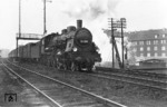 17 1089 (Bw Hamm) vor D 1 (Köln - Berlin) in Hannover. (1929) <i>Foto: Werner Hubert</i>