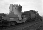 55 4161 rangiert einen Pfannenwagen für Flüssigeisen bei der Fa. Mannesmann-Hüttenwerke in Duisburg-Huckingen. (11.1954) <i>Foto: Willi Marotz</i>