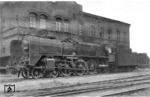 01 148 mit Kuen-Kreuzkopf im Bw Frankfurt/M 1. (1949) <i>Foto: Carl Bellingrodt</i>
