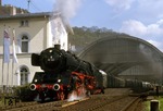 01 150 mit einem Sonderzug für Filmaufnahmen eines RioGrande Videos in Bad Ems. (19.04.1990) <i>Foto: Joachim Bügel</i>