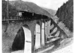 E 244 21 auf dem Ravennaviadukt bei Höllsteig (Höllentalbahn). (1937) <i>Foto: RVM</i>