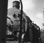 Blick aus einem Bi-Wagen auf die Wuppertaler 78 381 kurz vor der Einfahrt nach Elberfeld. (1937) <i>Foto: RVM (Eckler)</i>