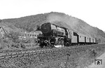 23 049 mit einem Personenzug auf dem Weg nach Koblenz bei Oberlahnstein.  (18.09.1959) <i>Foto: A. E. Durrant</i>
