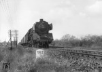 01 141 vom Bw Paderborn in der Nähe von Lippstadt. (02.08.1966) <i>Foto: Wolfgang Bügel</i>
