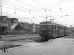 Die neuen Triebwagen T 24 + T 23 der Württembergischen Eisenbahn-Gesellschaft / WEG (Abnahme: 02.09.1968) im Bahnhof Nürtingen. Die 2x210 PS Triebwagen zeichneten sich allerdings hauptsächlich durch schlechte Laufeigenschaften und hohen Radreifenverschleiß aus. (10.08.1969) <i>Foto: Wolfgang Bügel</i>