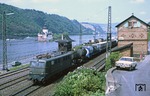 Mit einem "gemischten" Güterzug ist 140 221 vom Bw Mainz-Bischofsheim auf der rechten Rheinstrecke in Kaub unterwegs. (19.05.1979) <i>Foto: Wolfgang Bügel</i>
