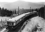 Nachschuss auf den nach Josephinenhütte (Riesengebirge) einfahrenden elT 1824 (ET 25 10b). (1935) <i>Foto: RVM</i>