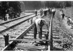 Gleisbauarbeiten an der Strecke München - Rosenheim. (1934) <i>Foto: RVM</i>