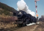 023 039-1 + 023 016-9 mit einem Personenzug bei Niederstetten. (04.02.1973) <i>Foto: Wolfgang Bügel</i>