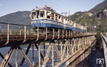 Der Sonderzug auf der Tocebrücke in Domodossola. (29.09.1992) <i>Foto: Ulrich Neumann</i>