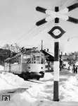 Der "Gläserne Zug" elT 1998 (Bw München Hbf) auf Ausflugsfahrt auf der Strecke Mittenwald—Innsbruck in Seefeld (Tirol). (1938) <i>Foto: RVM</i>