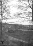 Ein Personenzug mit einer pr. G 8.1 (BR 56.2) rollt bei Urft talwärts. (1952) <i>Foto: Slg. Eisenbahnstiftung</i>