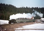 Wiederum der D 854 mit 001 131-2 bei Schödlas. (22.03.1973) <i>Foto: Wolfgang Bügel</i>