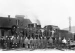 Die fabrikneue pr. G 10 "5454 Elberfeld" (spätere 57 1747) wird im Bw Altenhundem begrüsst. (1920) <i>Foto: Slg. Eisenbahnstiftung</i>