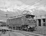 Die BBÖ-Reihe 1670 war eigentlich für die elektrifizierte Strecke der Westbahn (Wien - Salzburg) vorgesehen. Die 1928 bei Krauss in Linz gebaute 1670.01 wurde aber wie alle weiteren gebauten 28 Maschinen in Innsbruck stationiert. Fast 40 Jahre später war sie immer noch in Innsbruck anzutreffen.  (15.03.1969) <i>Foto: Peter Wagner</i>