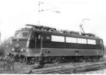 Die Baureihe E 410 umfasste fünf Mehrsystemlokomotiven, die für den grenzüberschreitenden Verkehr nach Frankreich, Belgien und Luxemburg vorgesehen waren. Die Loks wurden ab 1968 in das EDV-Nummernsystem als 184 001-003 und 184 111-112 eingeordnet. (1965) <i>Foto: Slg. Eisenbahnstiftung</i>