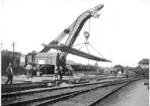Gleisbauarbeiten mit dem 60t Dampfkran von Ardelt/Eberswalde (Baujahr 1928). Da der Kran in Breslau stationiert war, ist die Aufnahme vermutlich hier entstanden. (1935) <i>Foto: RVM</i>