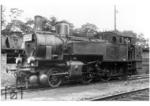 Die auf Heißdampf umgebaute preuß. T 11 "Bln 7508" (Union Bj. 1903) - spätere 74 003 - mit Zuglaufschild der Berliner Ringbahn "Potsdam Ringbf - Stralau-Rummelsburg (heute Ostkreuz) - Westend".  (1924) <i>Foto: Werner Hubert</i>