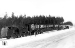 Nochmals der Transport eines Brückenteils für die Reichsbahn auf der Reichsautobahn. (1942) <i>Foto: RVM</i>
