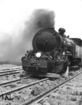 900 mm Henschel-Grubenlok der Bauart Kitson-Meyer in der Grube Numersdorf während Versuchsfahrten vom 15.-27.April 1939 (1939) <i>Foto: Slg. Eisenbahnstiftung</i>