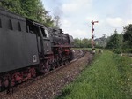 044 386-1 (44 1384 !) wartet mit Dg 56704 vor dem Einfahrsignal von Schwäbisch Hall auf Weiterfahrt. (15.05.1969) <i>Foto: Wolfgang Bügel</i>