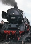 Nach der abgeschlossenen Hauptuntersuchung macht sich 01 211 auf den Weg zurück in ihre Heimat Hannover. (17.06.1953) <i>Foto: A. Wagner</i>
