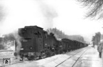 82 004 als Schiebelok im Bahnhof Grenzau auf der Brexbachtalbahn. (21.01.1968) <i>Foto: Wolfgang Bügel</i>