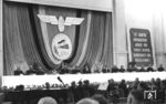 Am 01. September 1955 feierte sich das RAW Stendal für eine "erfolgreiche Arbeit für Einheit, Frieden, Demokratie und Sozialismus". Das RAW Stendal war auch Heimat von Hans Wendler, der dort maßgeblich für den Umbau von Dampfloks auf Kohlenstaubfeuerung verantwortlich zeigte.  (01.09.1955) <i>Foto: RAW Stendal</i>