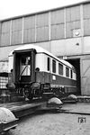 "Rollout" des Domecar, den die DB in den Jahren 1962/63 in insgesamt fünf Exemplaren für neuen TEE-Züge "Rheingold" und "Rheinpfeil" beschaffte. (1962) <i>Foto: Bustorff</i>