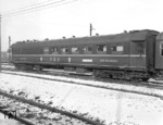 Ein DSG-Speisewagen im Betriebsbahnhof Dortmund.  (02.1954) <i>Foto: Willi Marotz</i>