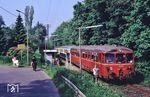 Der letzte Zug auf der Bahnstrecke Opladen - Hilgen im Haltepunkt Burscheid-Dünweg. (31.05.1991) <i>Foto: Peter Schiffer</i>
