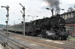 Die letzte Hochburg der pr. G 12 war das Bw Aue in Sachsen. Hier verlässt 58 2051-9 vor P 3603 nach Johanngeorgenstadt den Bahnhof. (06.09.1976) <i>Foto: Peter Schiffer</i>