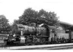 Die preußische G 8 "5201 Breslau" (spätere 55 3228) präsentiert sich in einem unbekannten Bahnhof. (1917) <i>Foto: Rudolf Kreutzer</i>
