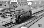 75 409 vom Bw Radolfzell unterwegs im Bahnhof Singen/Htw. (30.05.1962) <i>Foto: Helmut Röth *</i>