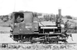 99 073 (bayr. LE) auf der zunächst schmalspurigen Strecke Eichstätt–Beilngries (1000 mm Spurweite) in Eichstätt. Zwischen 1929 und 1934 wurde die Strecke komplett auf 1435 mm umgespurt. (1930) <i>Foto: DLA Darmstadt</i>