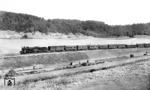 18 108 mit einem artreinen württembergischen Eilzug (E 7) oberhalb von Amstetten. (1931) <i>Foto: DLA Darmstadt</i>