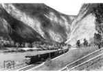 E 22 112 führt D 121 durch das Salzachtal bei Raueck. (17.09.1938) <i>Foto: DLA Darmstadt</i>