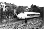 Der "Schienenzeppelin" während seiner "Deutschlandfahrt" von Berlin über Magdeburg - Seesen - Altenbeken - Hagen - nach Düsseldorf in Wuppertal-Barmen. (26.06.1931) <i>Foto: RVM</i>