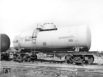 Ein in Reichsbahnbeschriftung umgezeichneter russischer Kesselwagen (Deutsche Reichsbahn Ru Nr. 153749).  (1943) <i>Foto: RVM (Schuster)</i>