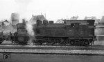 Die kurzzeitig beim Bw Mayen eingesetzte 078 303-5 während Rangierarbeiten im Bahnhof Kottenheim. (04.1969) <i>Foto: Peter Deicke</i>