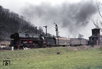 01 0533-8 verlässt vor P 3003 (Halle - Saalfeld) den Bahnhof Orlamünde. (18.04.1978) <i>Foto: Peter Schiffer</i>