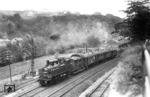 98 006 passiert mit P 2476 der Windbergbahn das dreiflügelige Einfahrsignal des Bahnhofs Potschappel. (20.06.1935) <i>Foto: Werner Hubert</i>