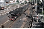 Die heutige Kranichsteiner Museumslok 023 042-5 (23 042) läuft in den Bahnhof Eberbach ein. (14.06.1974) <i>Foto: Wolfgang Löckel</i>