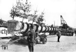 Außergewöhnlicher Transport eines überdimensionalen Maibaums aus Forbach im Schwarzwald nach Berlin. (28.04.1934) <i>Foto: RVM</i>