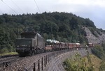 194 046-9 schiebt einen Güterzug über die Geislinger Steige in Richtung Amstetten. (06.09.1978) <i>Foto: Peter Schiffer</i>